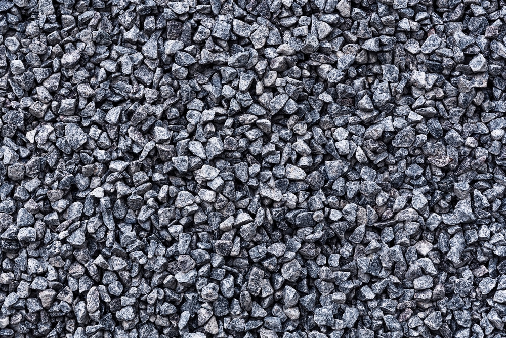 how to keep gravel from moving