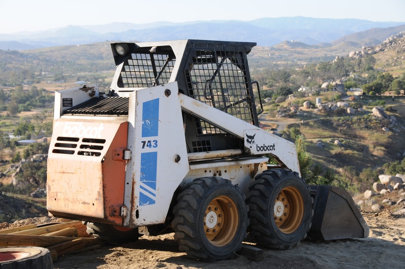 6 Common New Holland Skid Steer Fuel Problems Farmer Grows