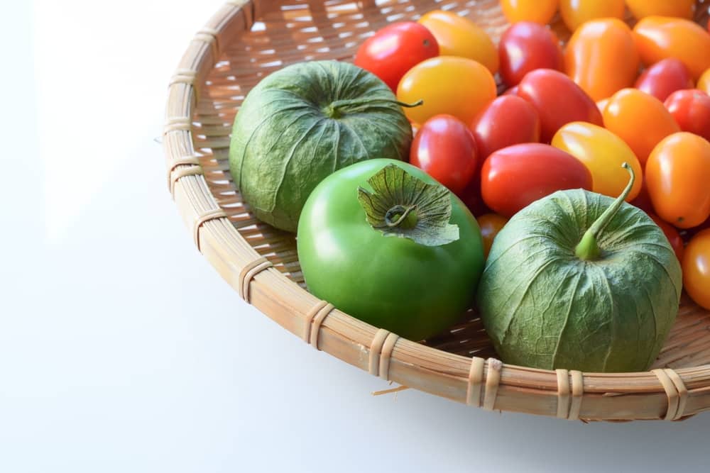 best way to store tomatillos