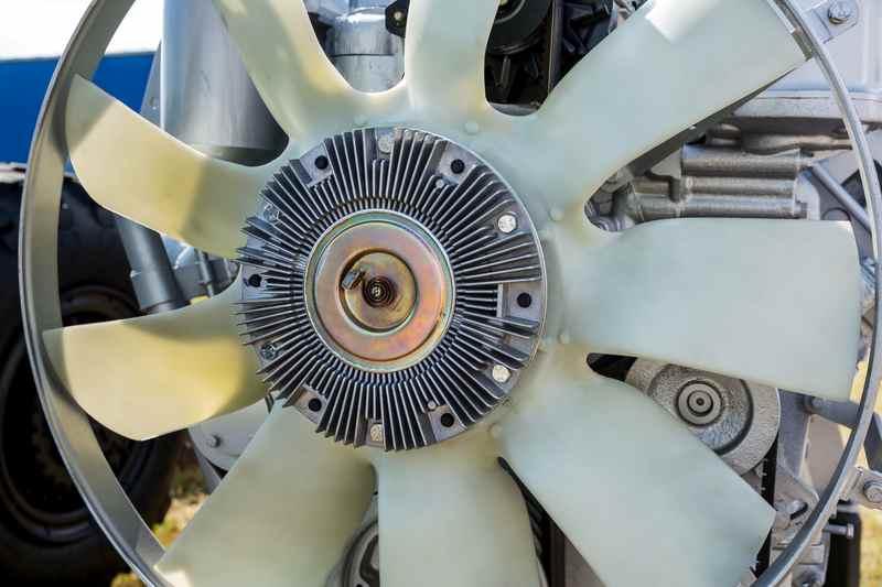 Trapped Fan Control Spindle